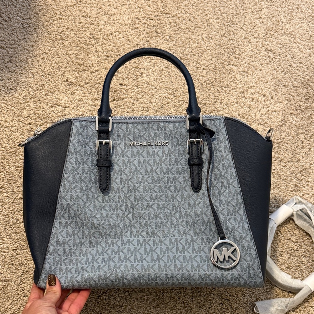 Michael Kors light and Navy blue bag
